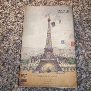 NEW Hideaway Book Box (Paris)